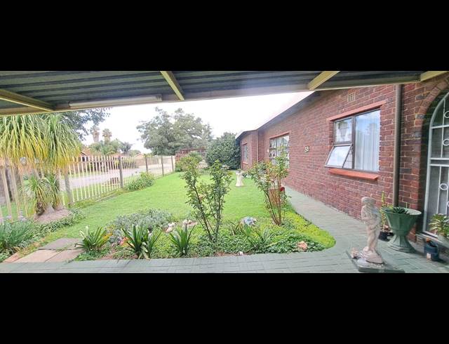 4 BEDROOM HOUSE FOR SALE IN DALPARK